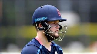 Overton, Duckett lead England Lions to thrilling one-wicket win over India A